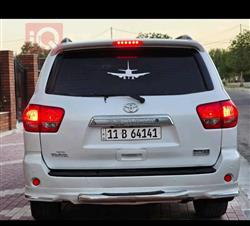 Toyota Sequoia